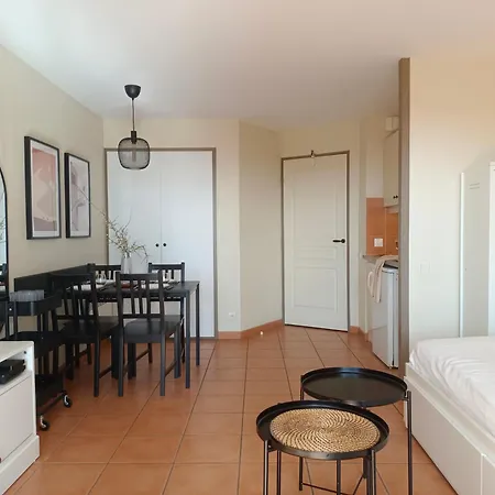 Διαμέρισμα T1 Bis Avec Piscine Vue Golf Et Montagnes *
